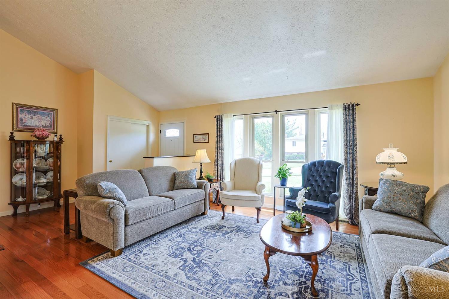 1285 Elizabeth Drive