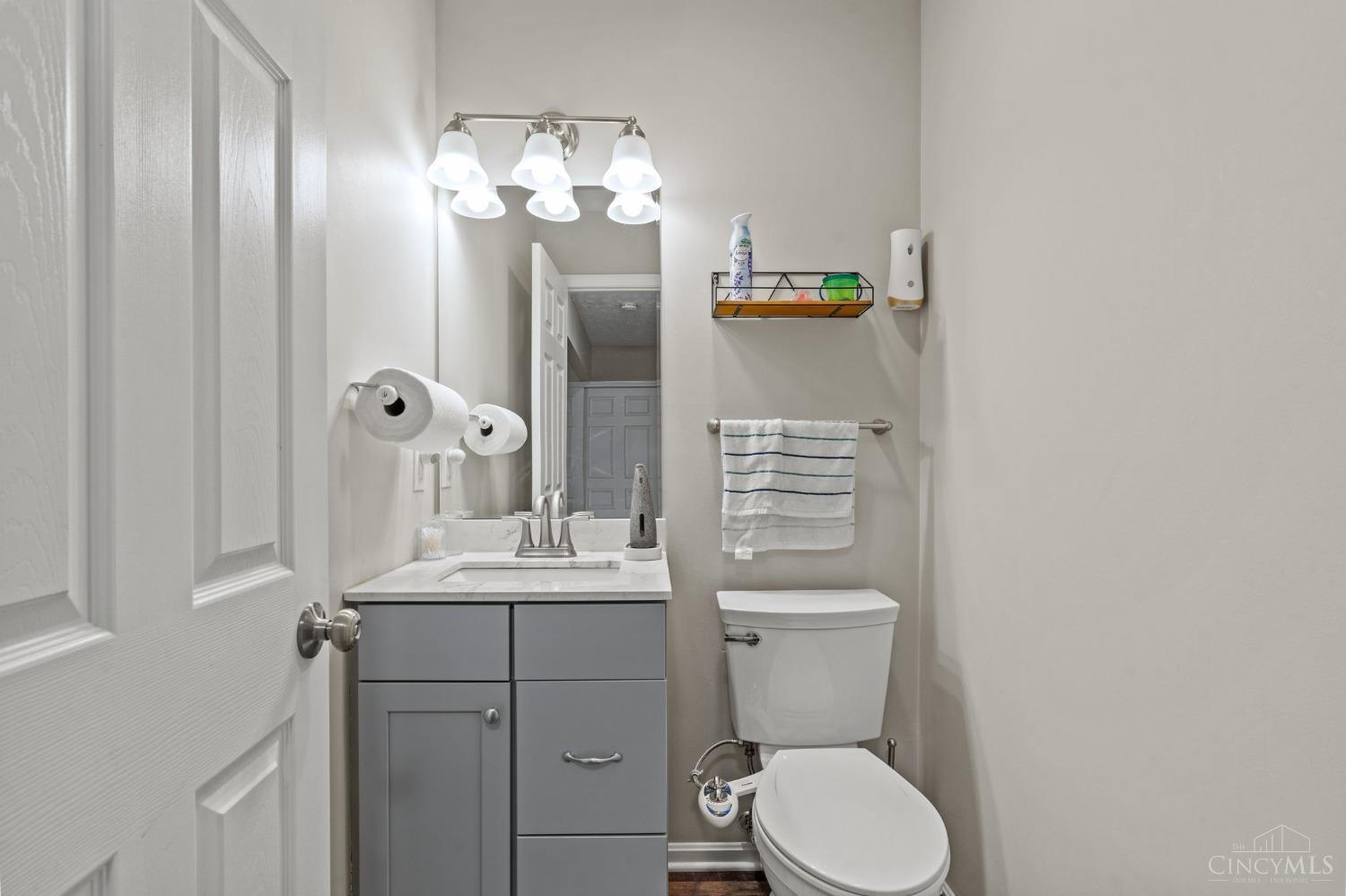 8806 Anna Court, West Chester, Ohio image 24