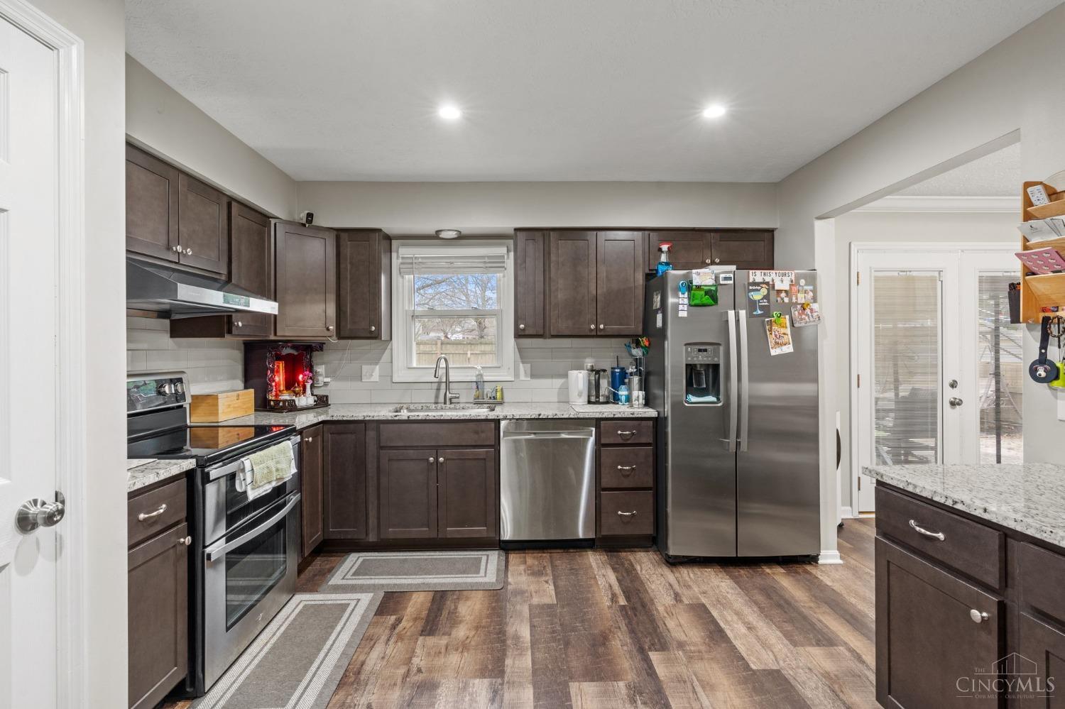 8806 Anna Court, West Chester, Ohio image 11