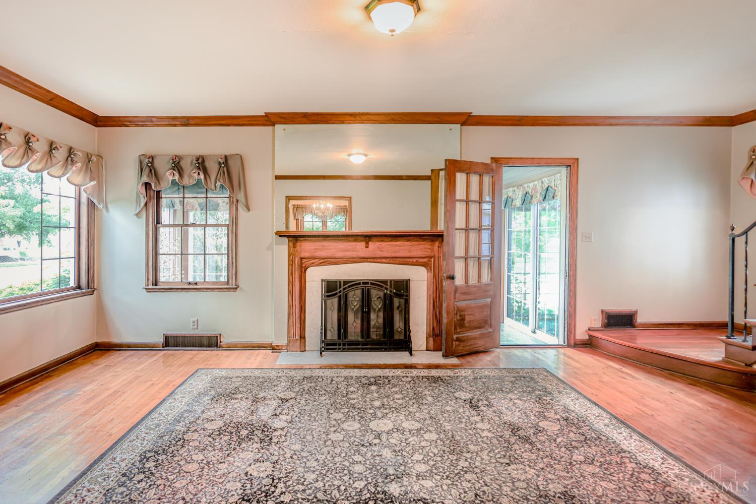 811 Lawn Avenue