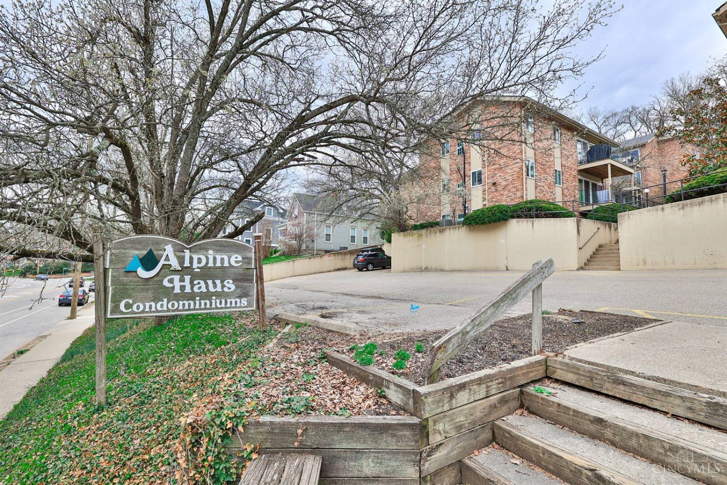 3069 Alpine Terrace #12B, Cincinnati, Ohio image 28