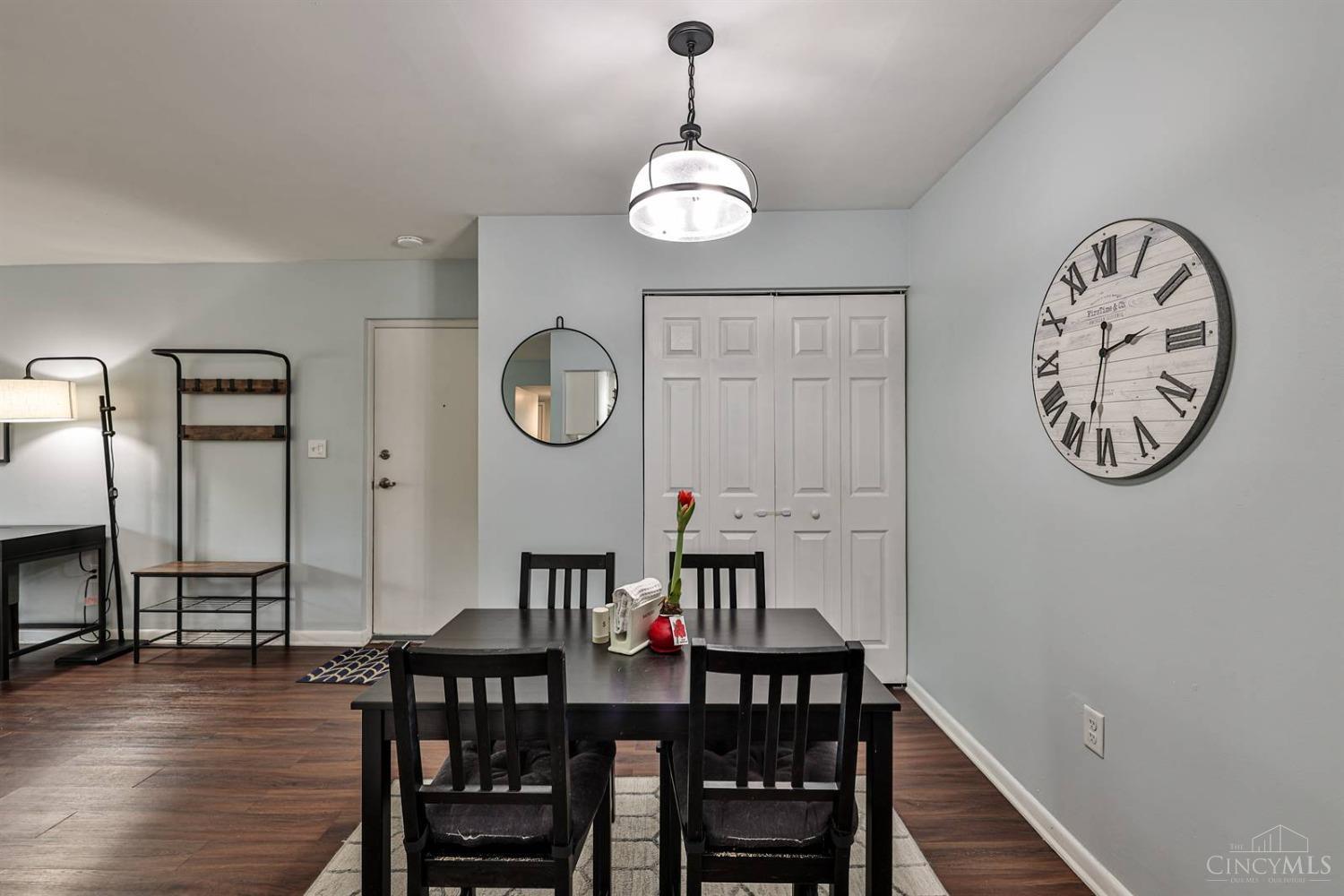3069 Alpine Terrace #12B, Cincinnati, Ohio image 12