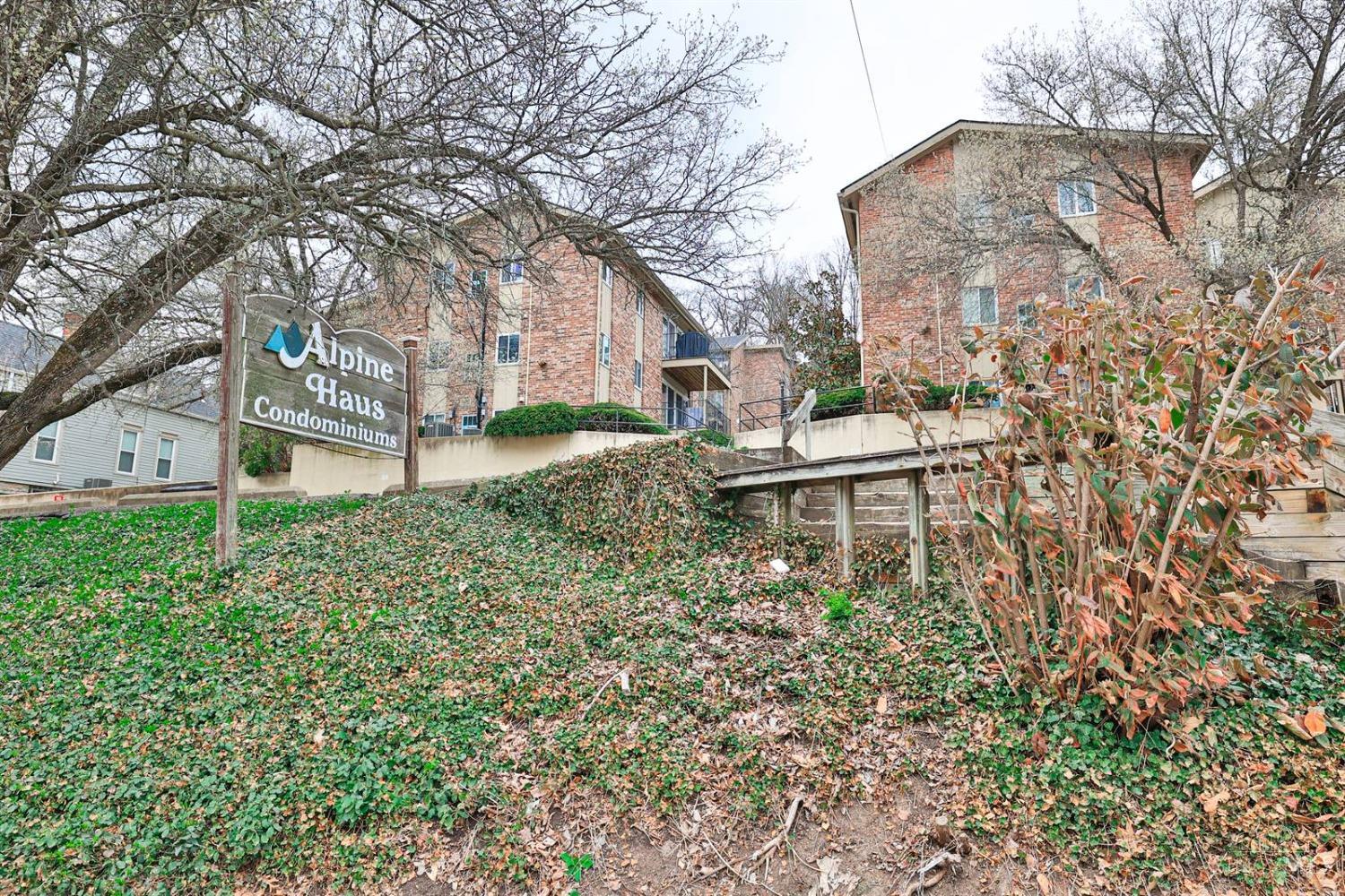 3069 Alpine Terrace #12B, Cincinnati, Ohio image 1