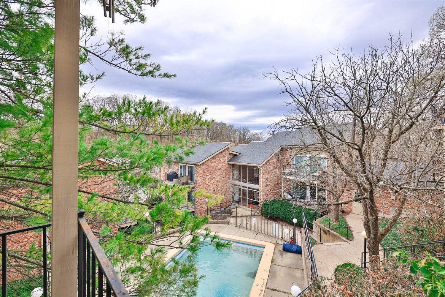 3069 Alpine Terrace #12B, Cincinnati, Ohio image 25