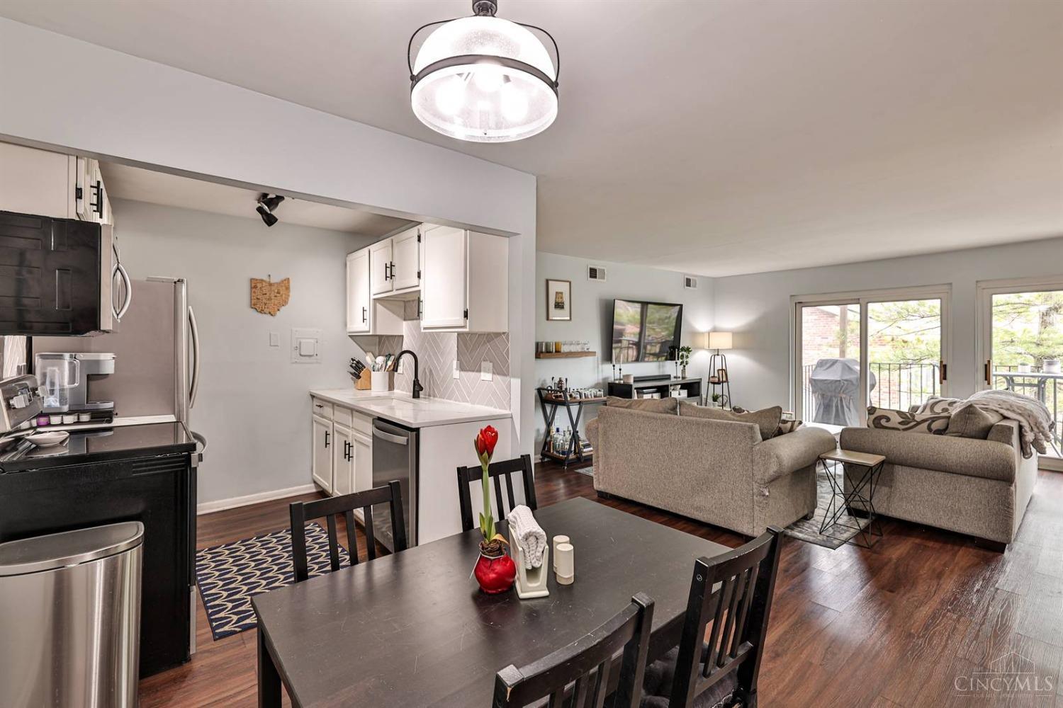 3069 Alpine Terrace #12B, Cincinnati, Ohio image 11