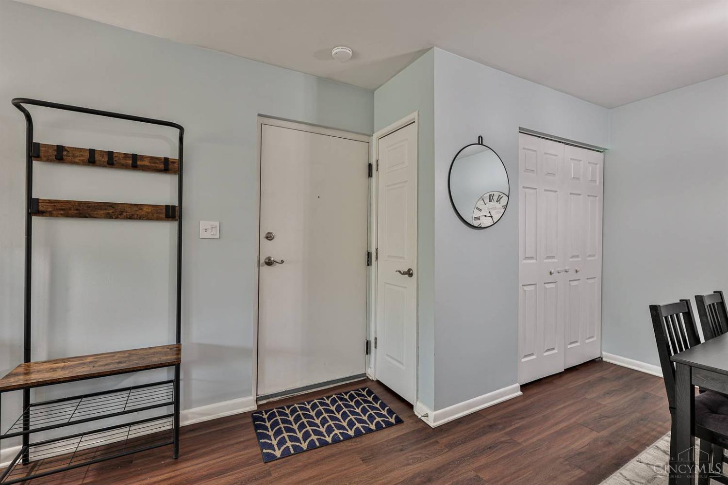 3069 Alpine Terrace #12B, Cincinnati, Ohio image 4