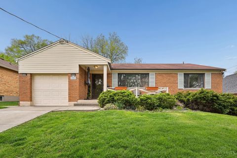 Photo of 5577 Sunnywoods Lane, Green Township, OH 45239 (MLS # 1874869)