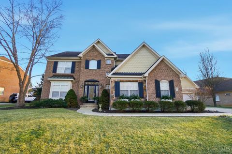 Photo of 1511 Indian Bluffs Drive, Maineville, OH 45039 (MLS # 1869680)