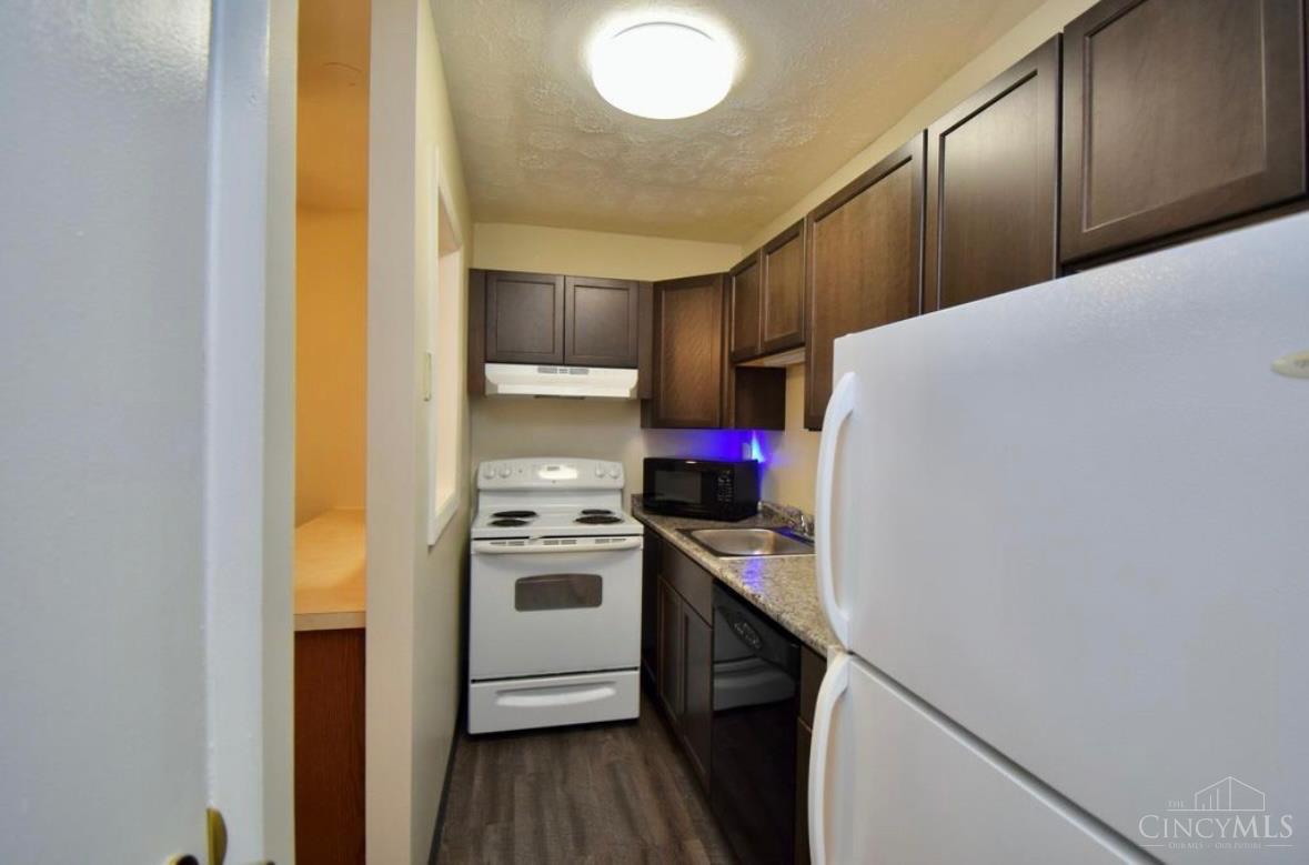 4908 Chalet Drive 403