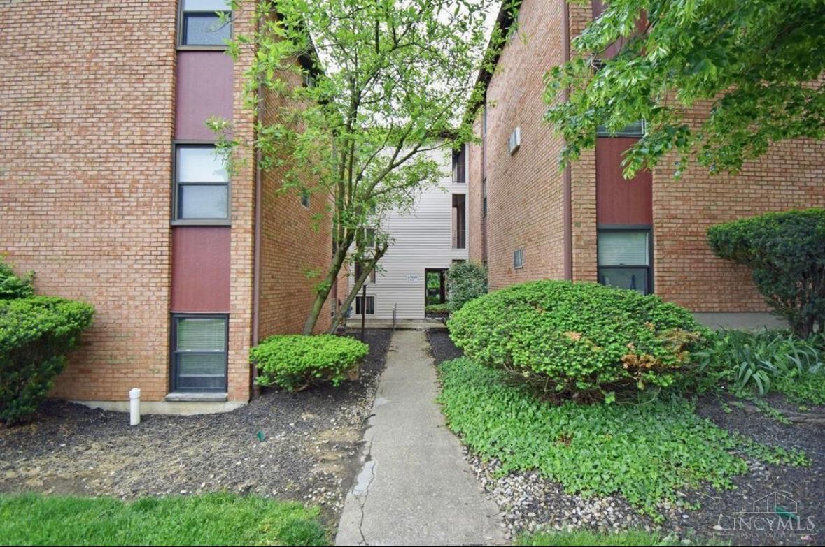 4908 Chalet Drive 403