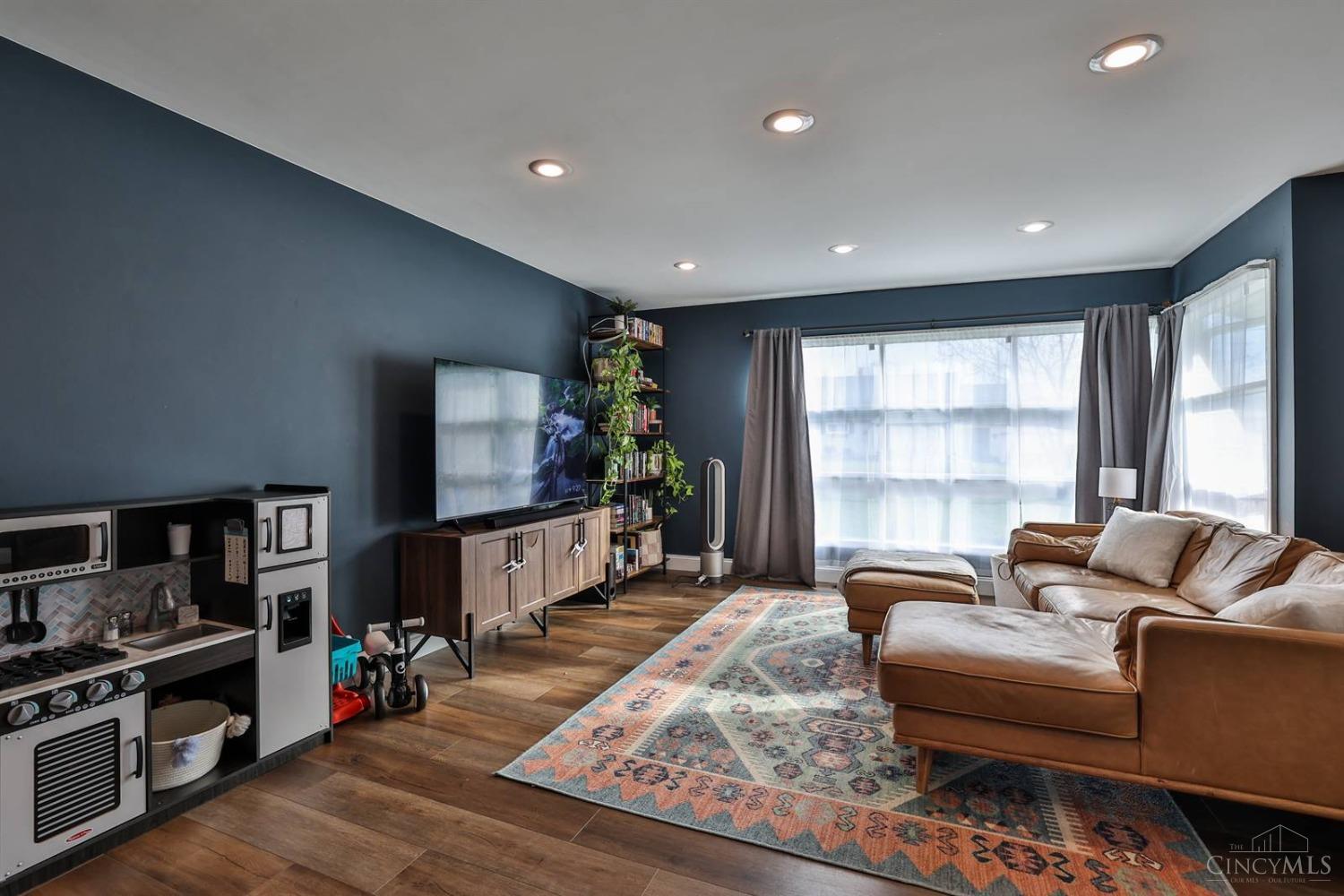 39 Hermay Drive, Hamilton, Ohio image 3