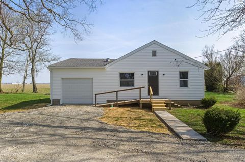 Homes For Sale - 406 Ellis Street<br/> Clinton County, Port William, OH 45164