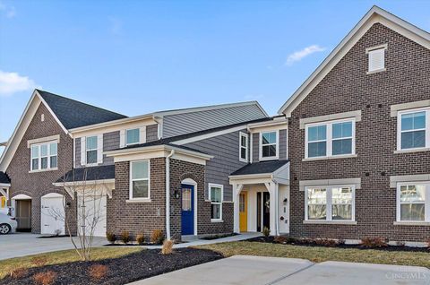 Condo For Sale - 421 Bethpage Way #7-102<br/> Turtle Creek Twp, OH 45036