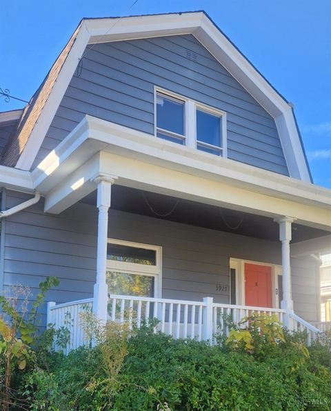 Photo of 3927 Davis Avenue, Cheviot, OH 45211 (MLS # 1863450)