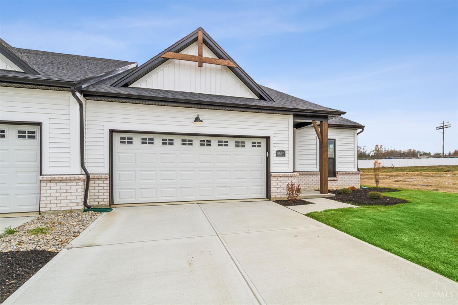 5560 Birch Court 9757