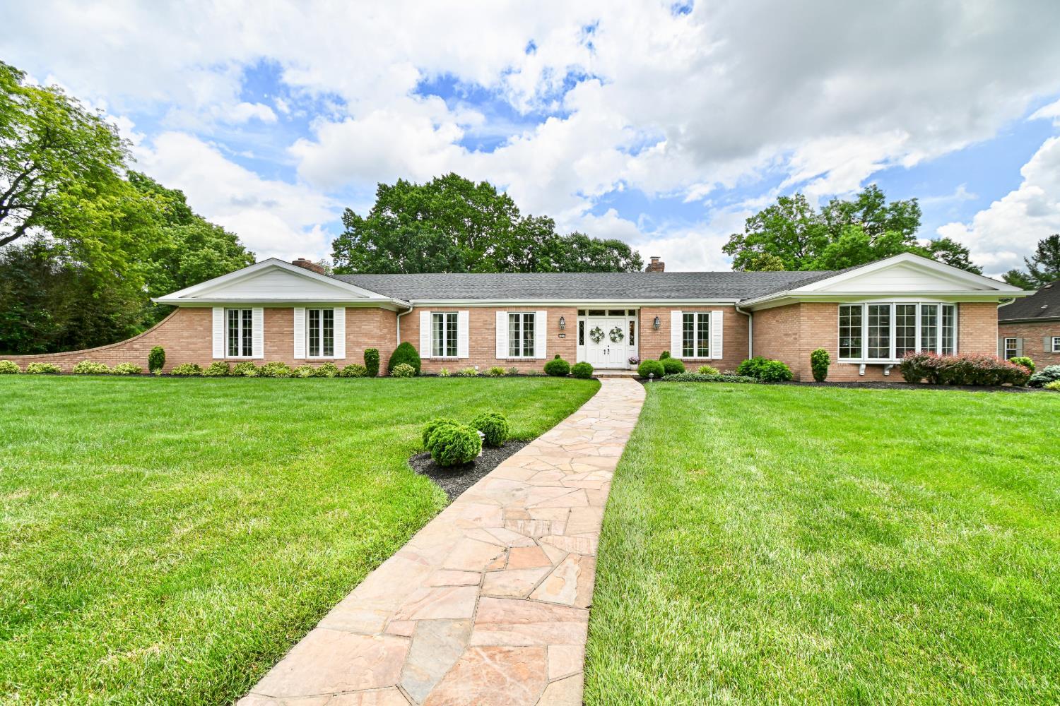 1270 Balmoral Drive