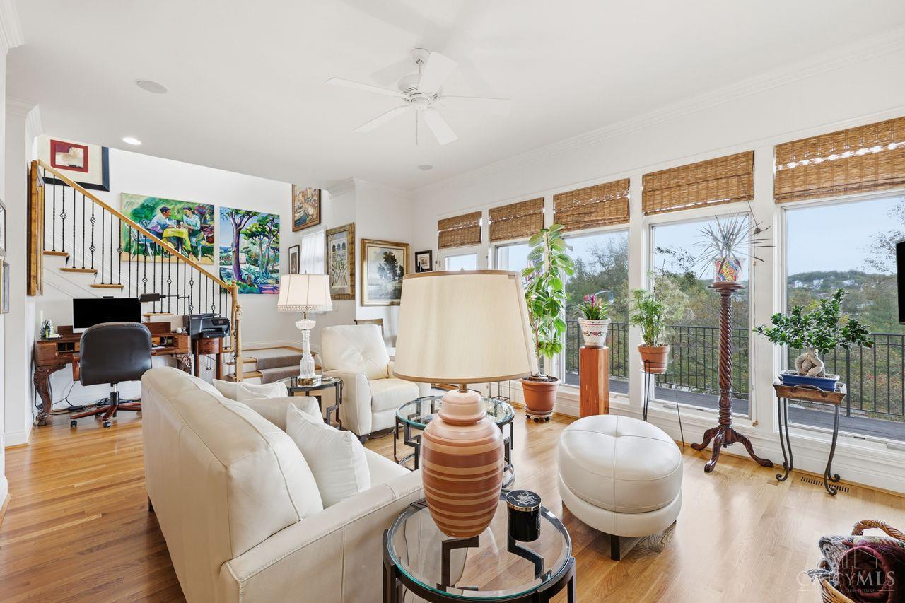 1430 Riverside Drive