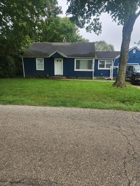 Homes For Sale - 401 Lomar Avenue<br/> Carlisle, OH 45005