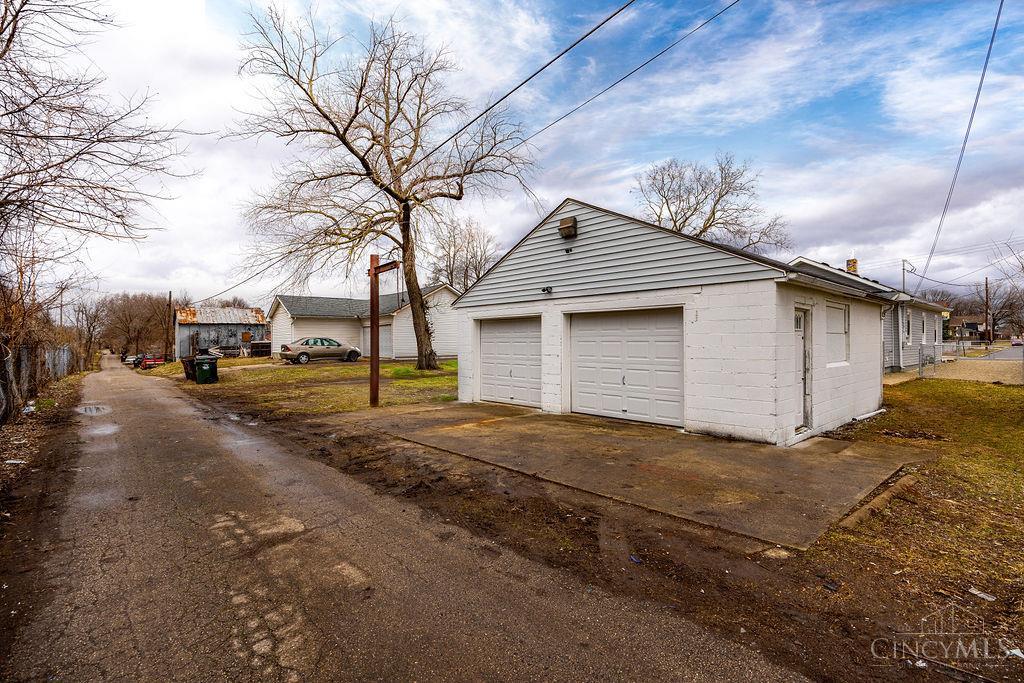 1734 Meadow Avenue, Middletown, Ohio image 10