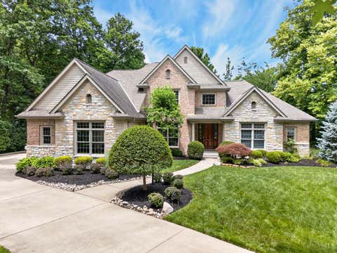 Photo of 6607 Red Hawk Court, Hamilton Township, OH 45039 (MLS # 1883184)