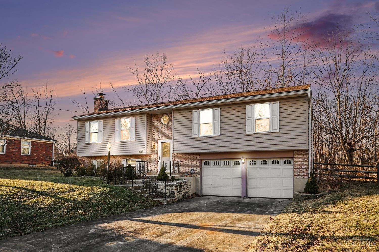 8376 Vicksburg Drive