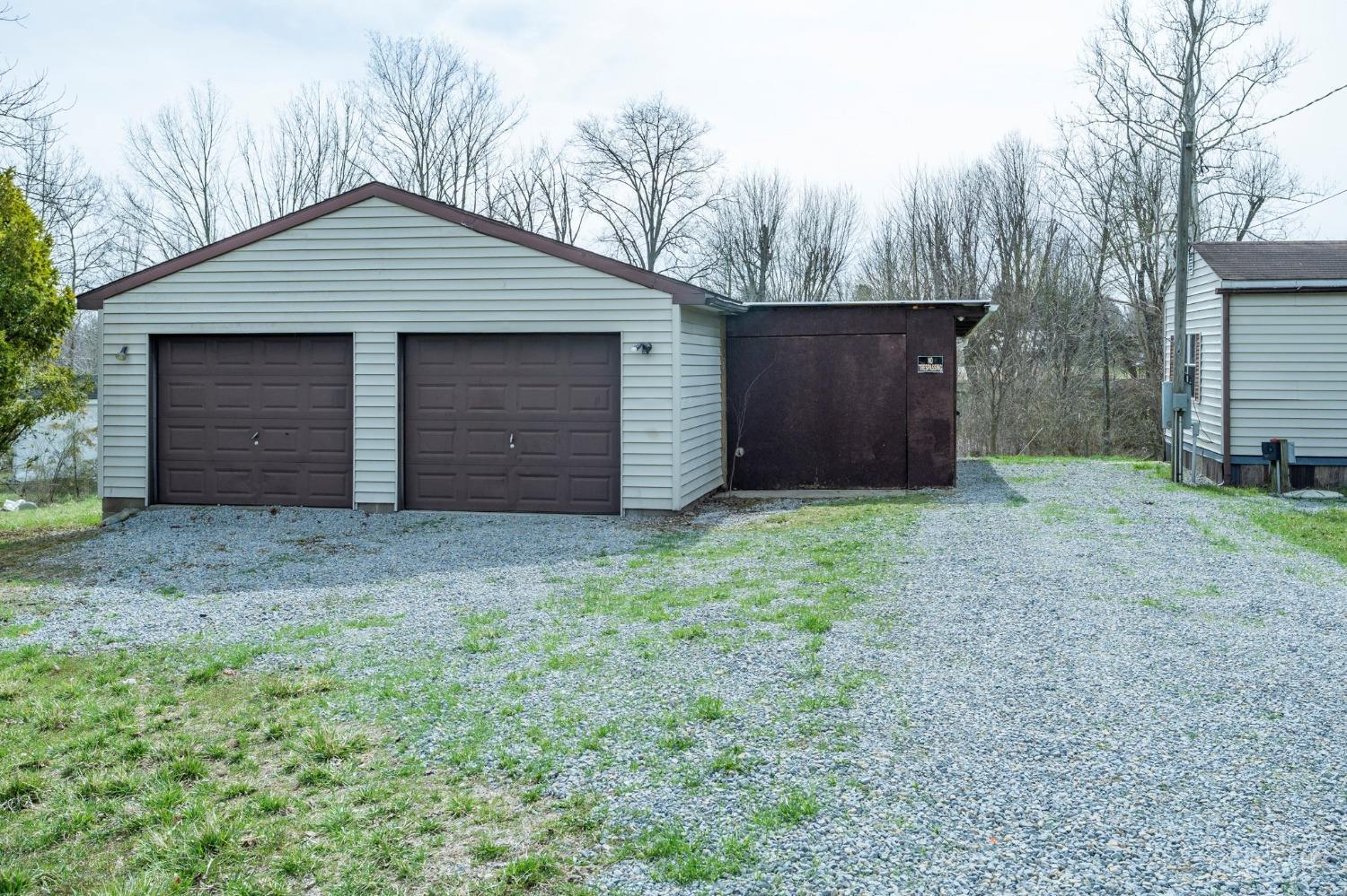 6611 Wizard Of Oz Way, Paint Twp, Ohio image 2