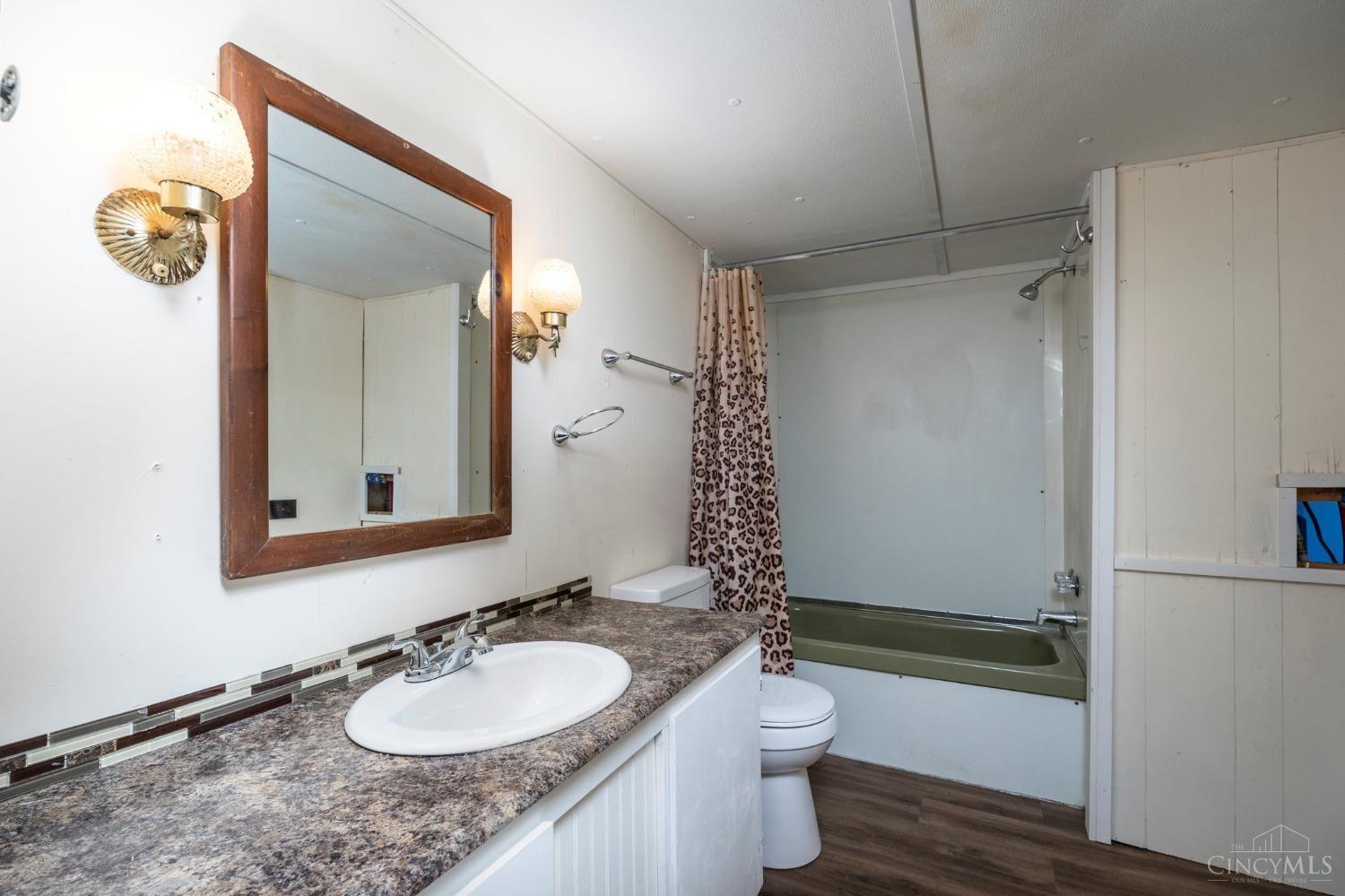 6611 Wizard Of Oz Way, Paint Twp, Ohio image 16