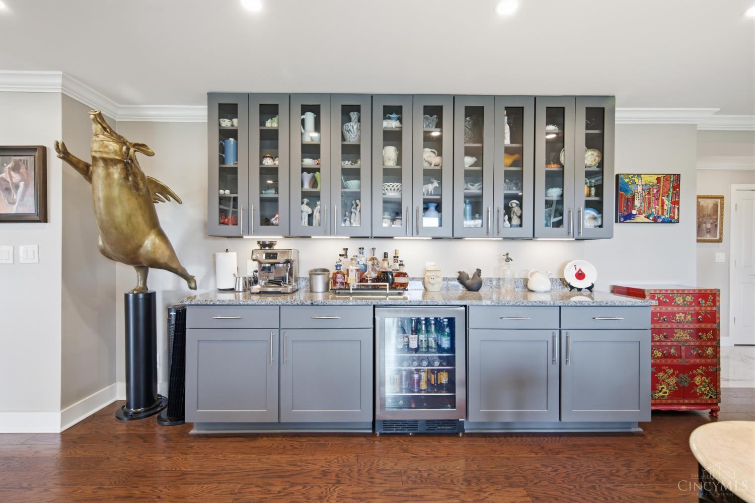 2200 Victory Parkway 1504