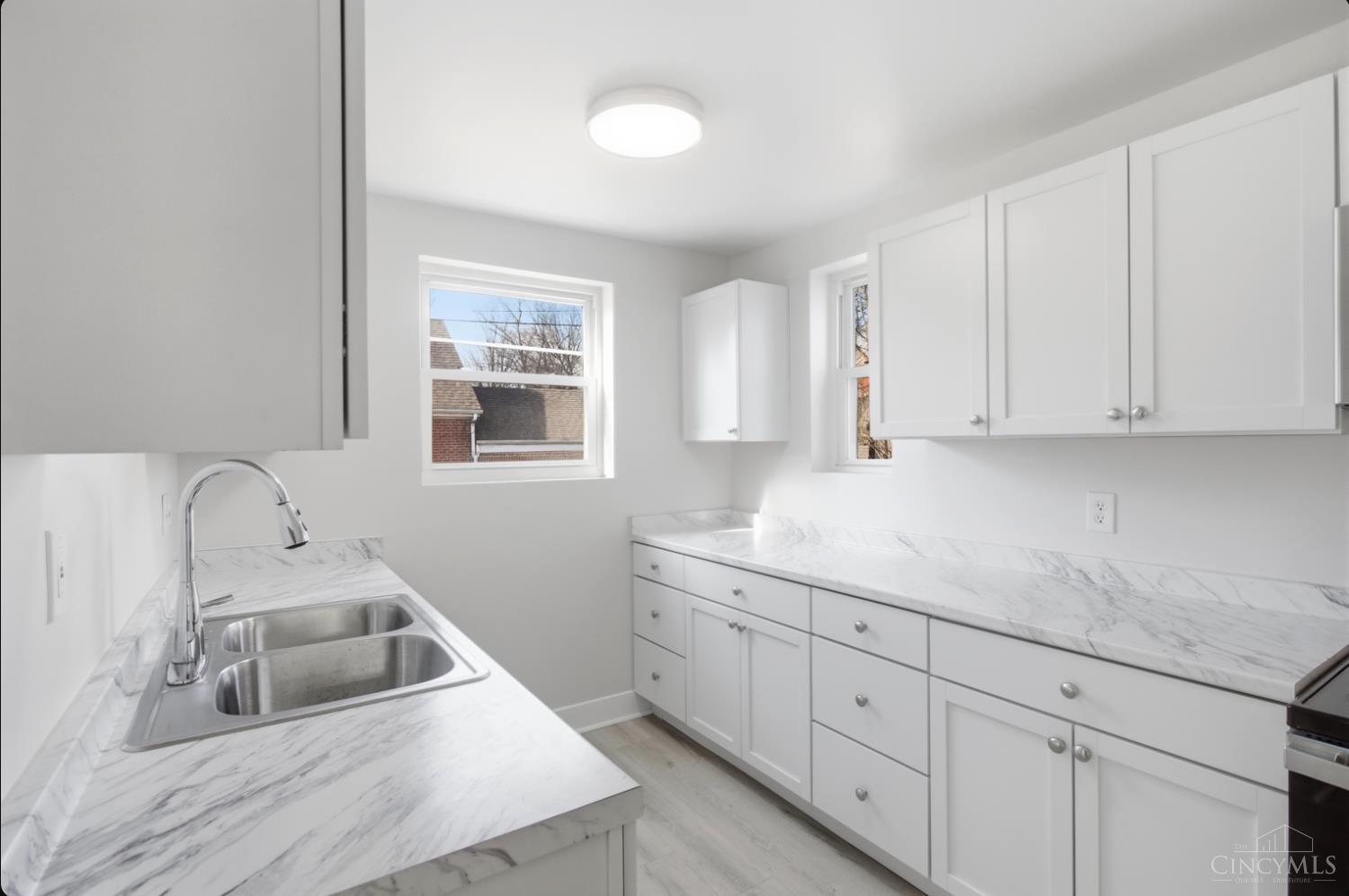 1734 Llanfair Avenue