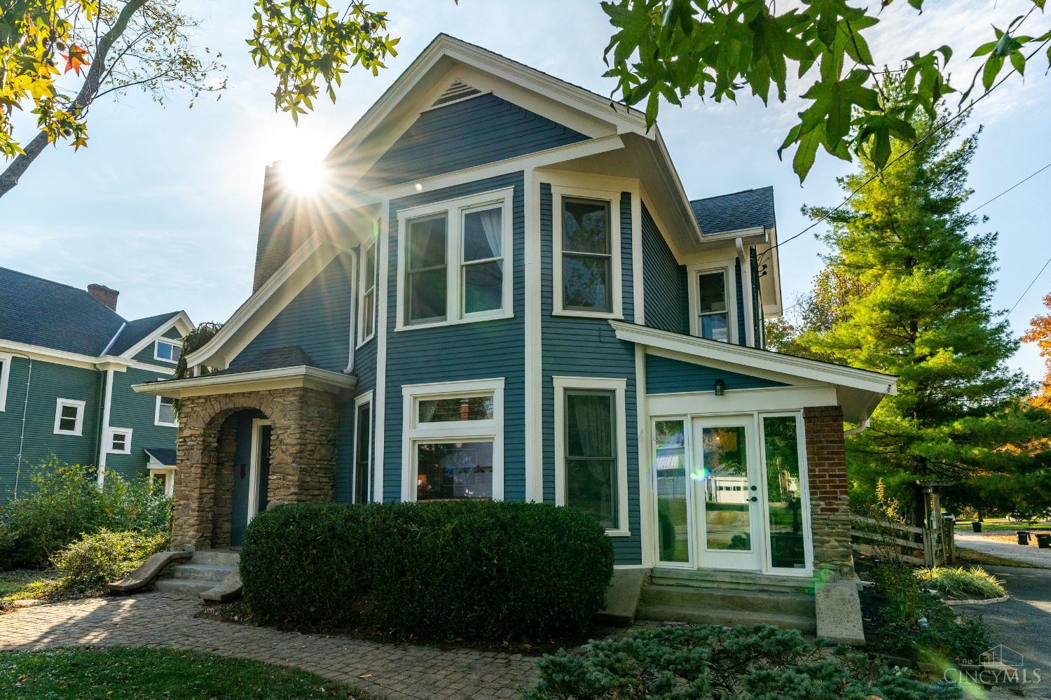 6201 Cambridge Avenue