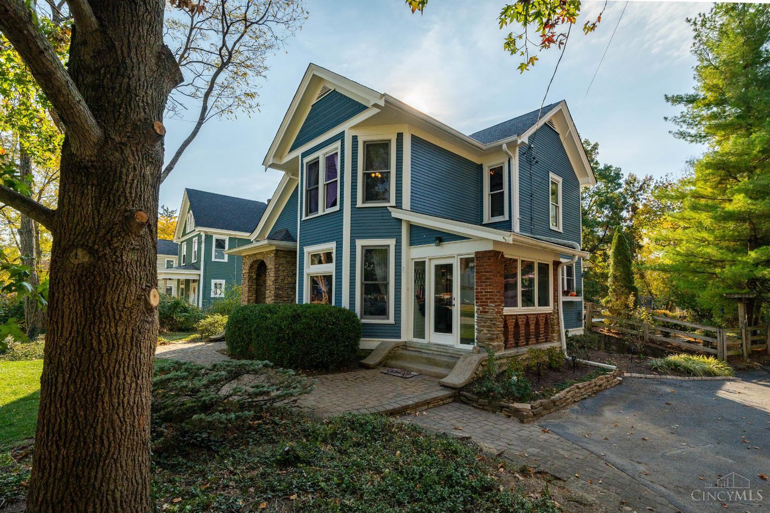 6201 Cambridge Avenue