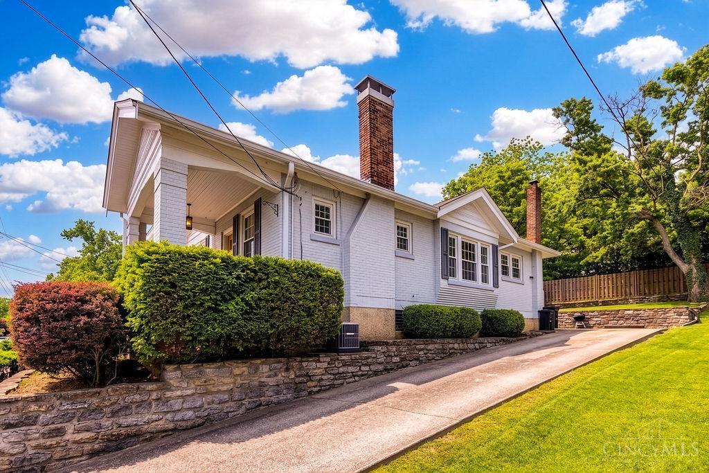 1220 Third Street
