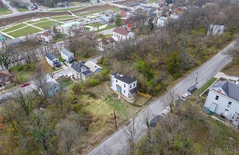 Photo of 1637 Waverly Avenue, Cincinnati, OH 45214 (MLS # 1870528)