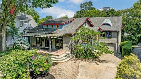Photo of 2150 Alpine Place, Cincinnati, OH 45206 (MLS # 1878236)
