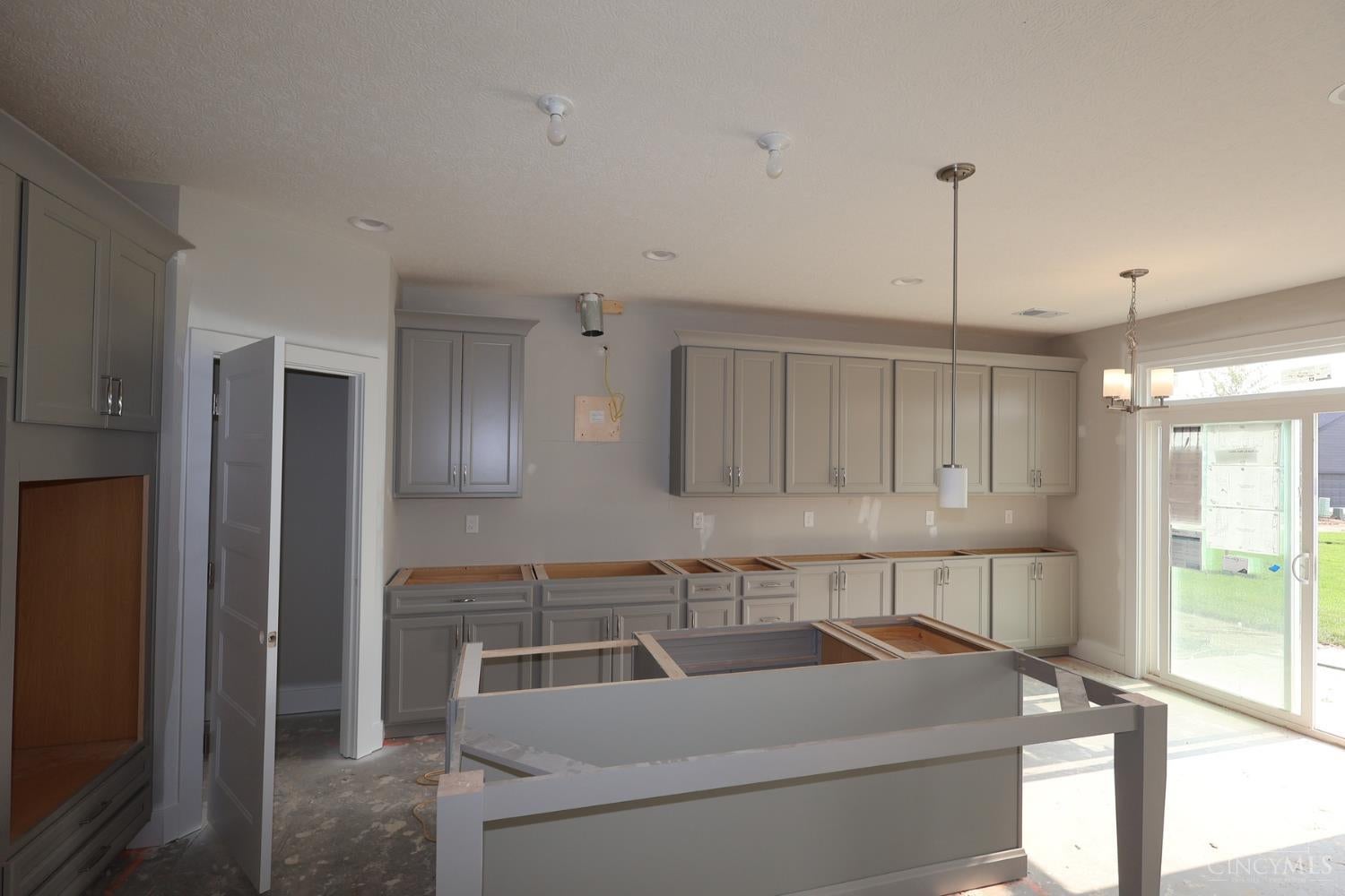 7946 Monet Drive 013