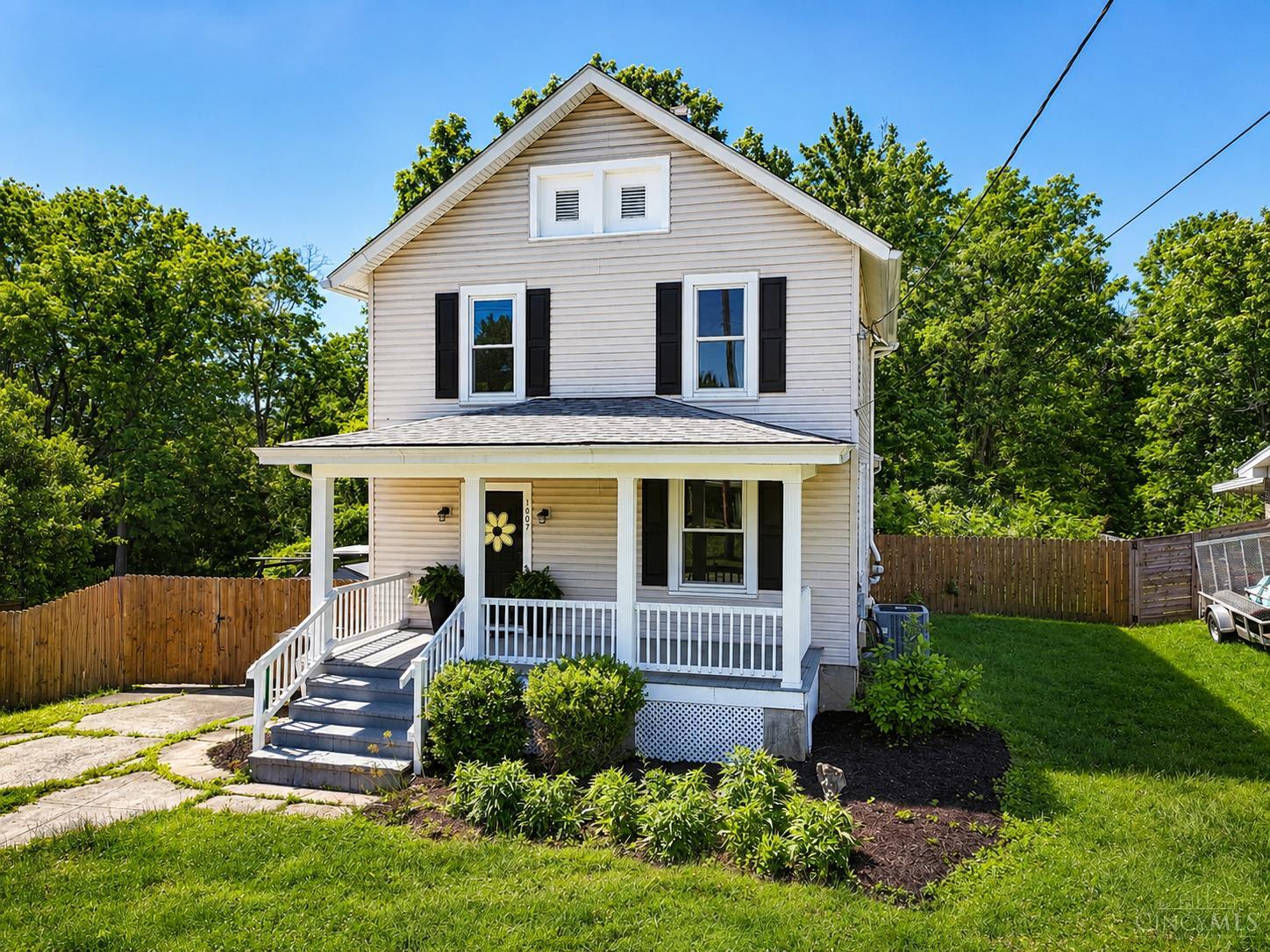 1007 W Loveland Avenue