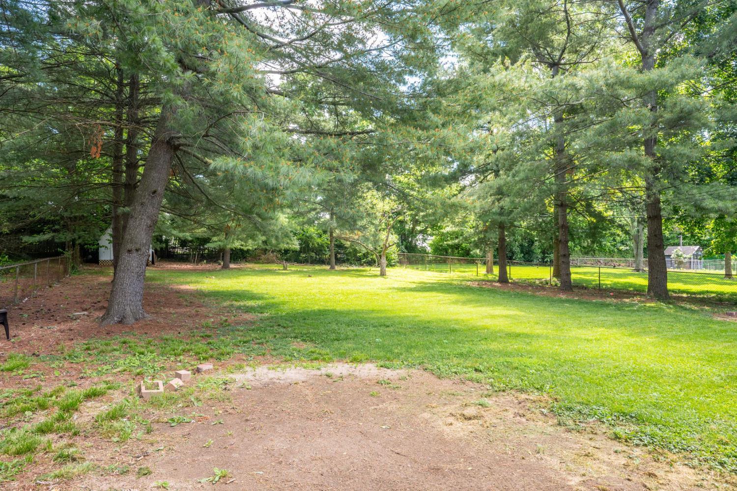 5604 Chateau Way, Fairfield, Ohio image 44