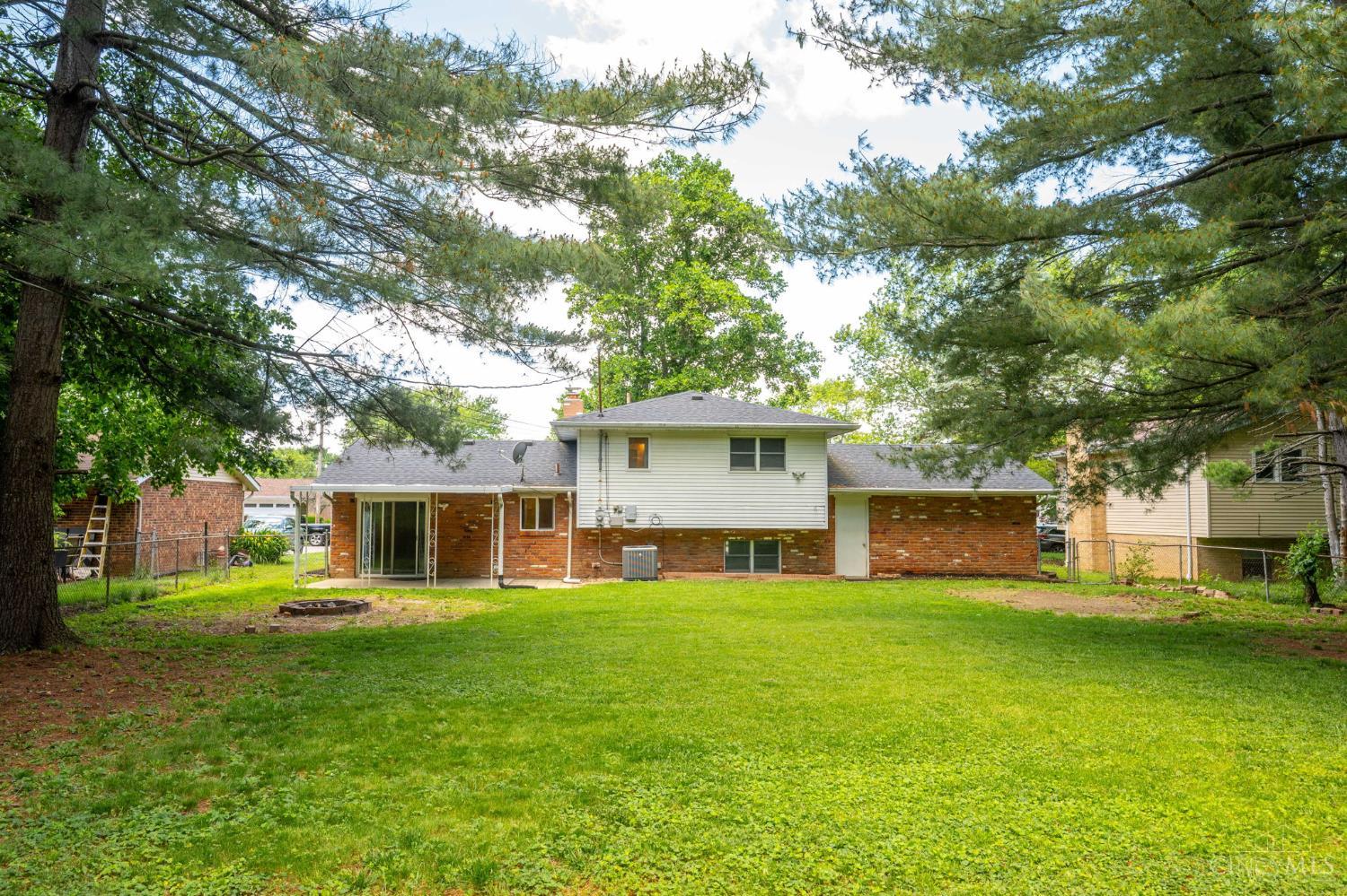 5604 Chateau Way, Fairfield, Ohio image 46