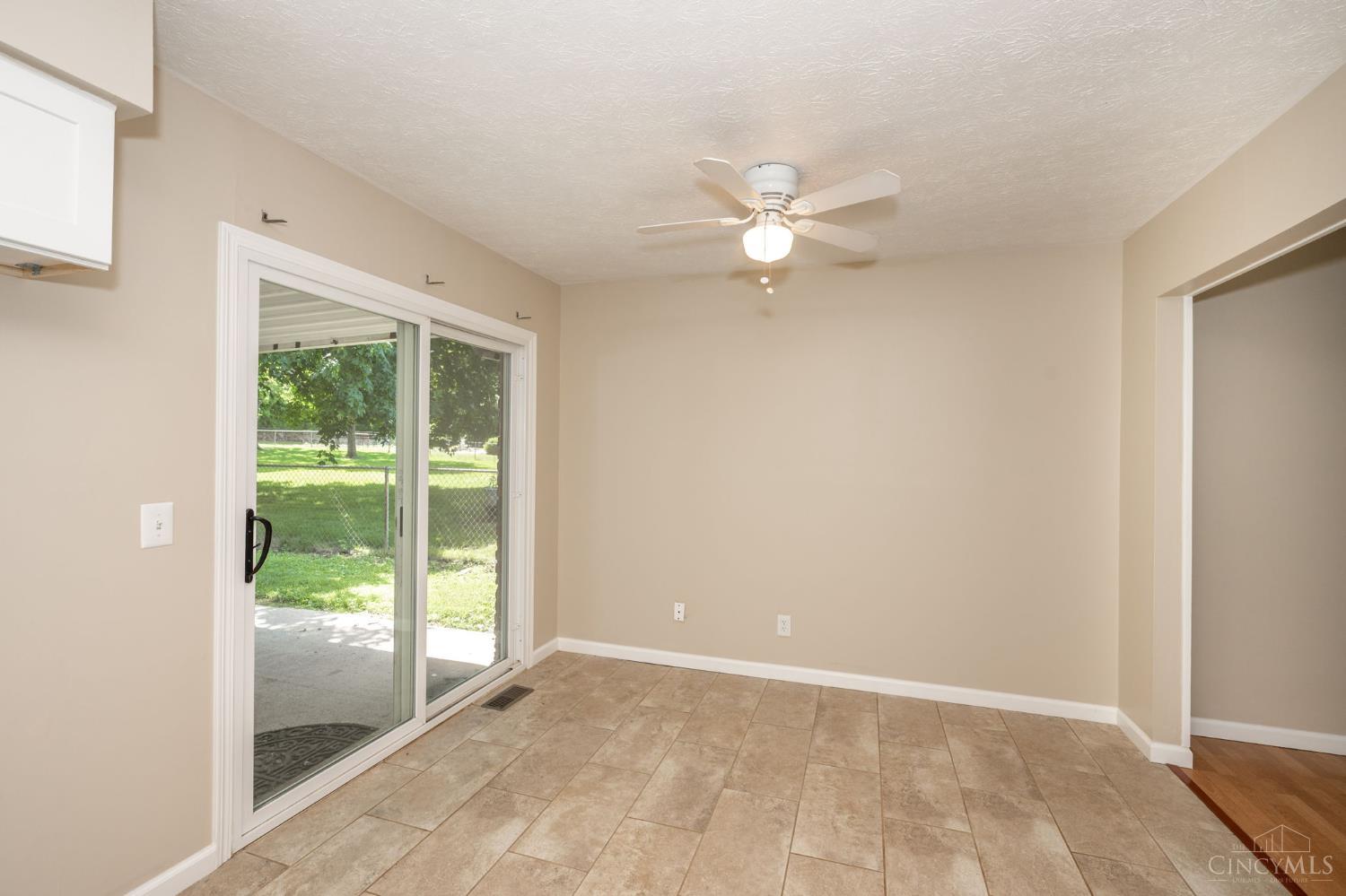 5604 Chateau Way, Fairfield, Ohio image 12