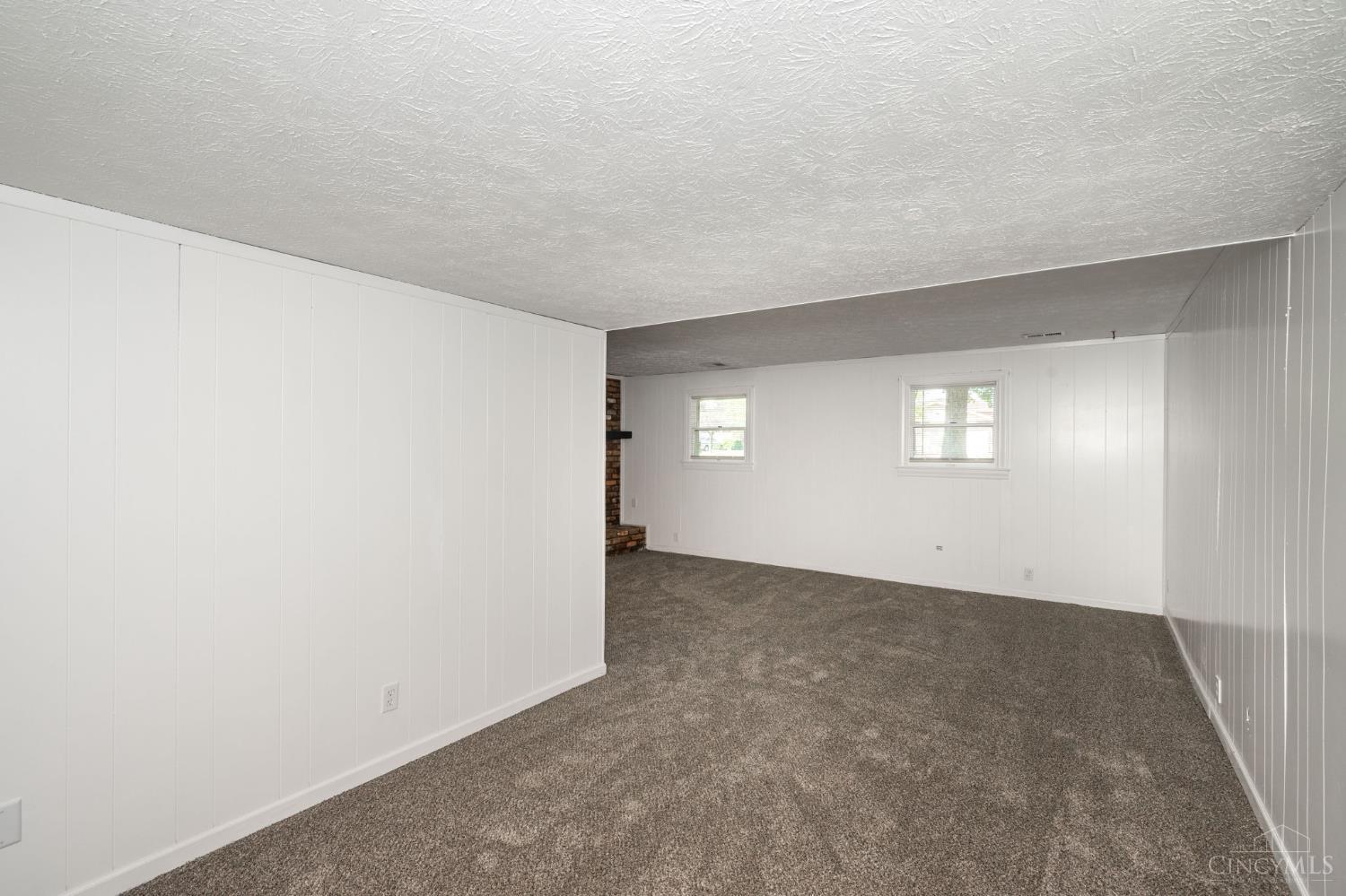 5604 Chateau Way, Fairfield, Ohio image 25