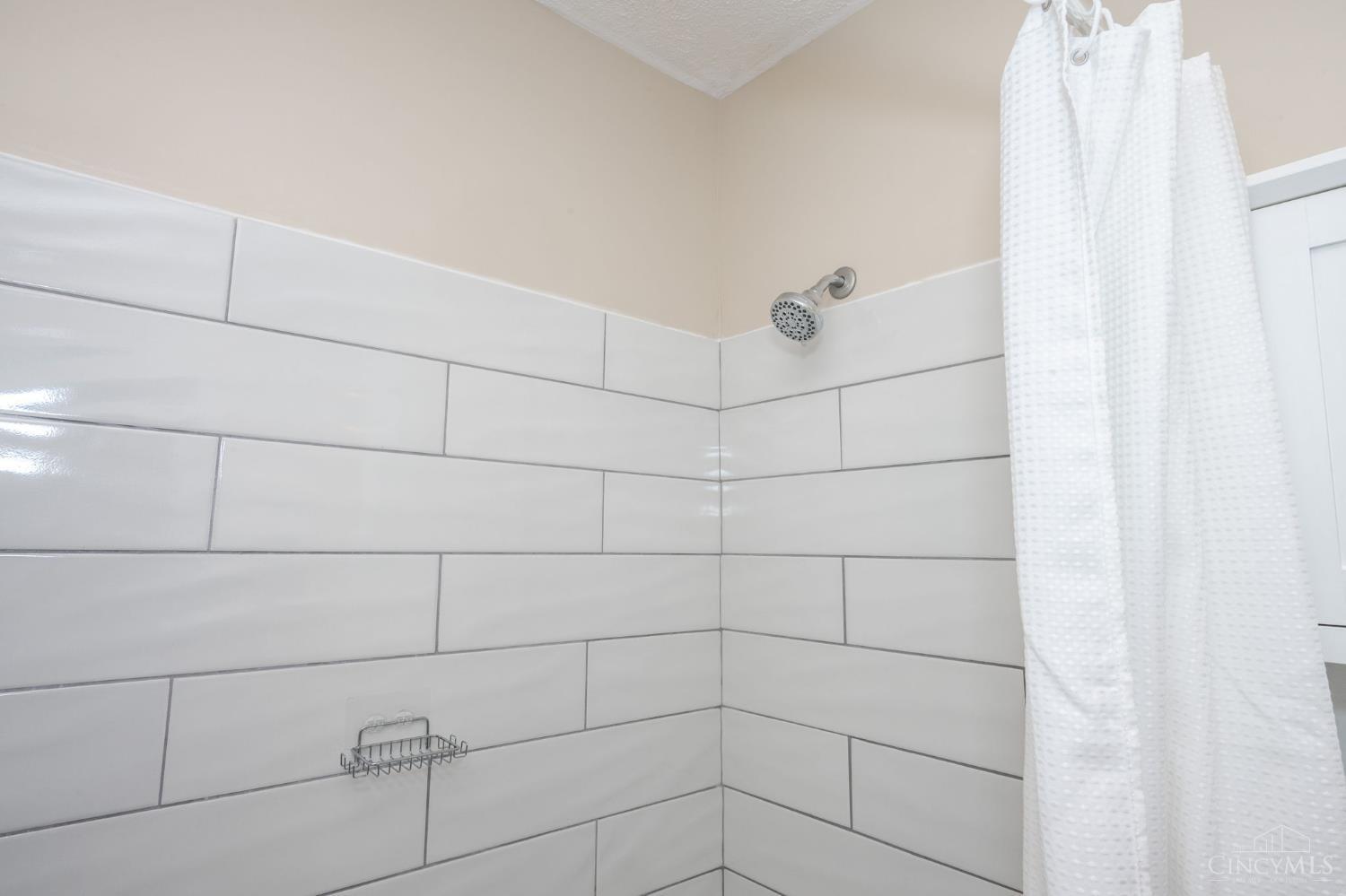 5604 Chateau Way, Fairfield, Ohio image 37