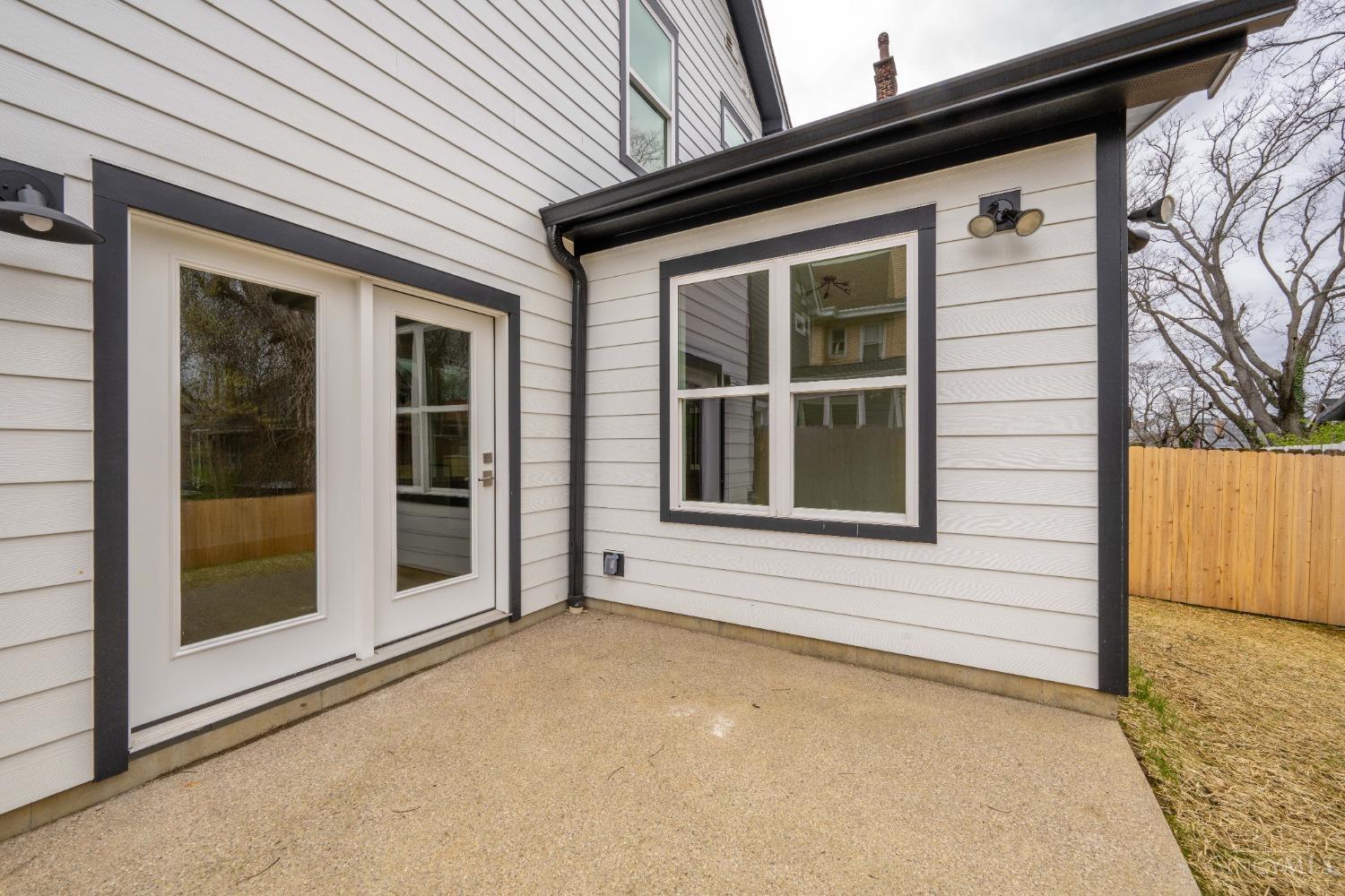 3217 Gilbert Avenue, Cincinnati, Ohio image 25