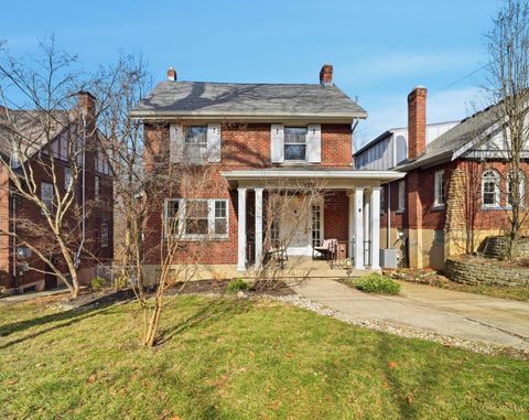 Photo of 320 Amazon Avenue, Cincinnati, OH 45220 (MLS # 1869315)