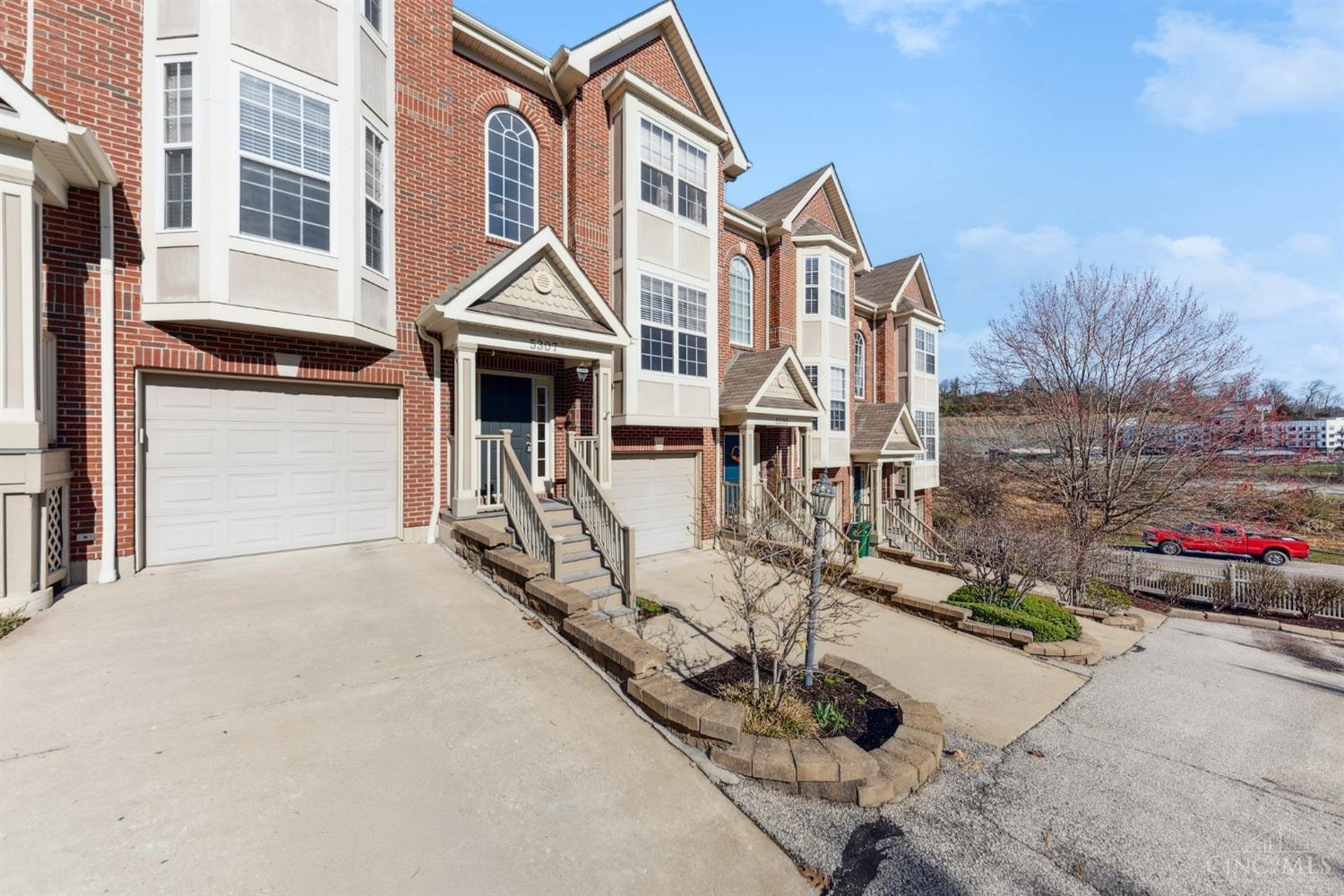 5307 Reserve Circle, Cincinnati, Ohio image 3