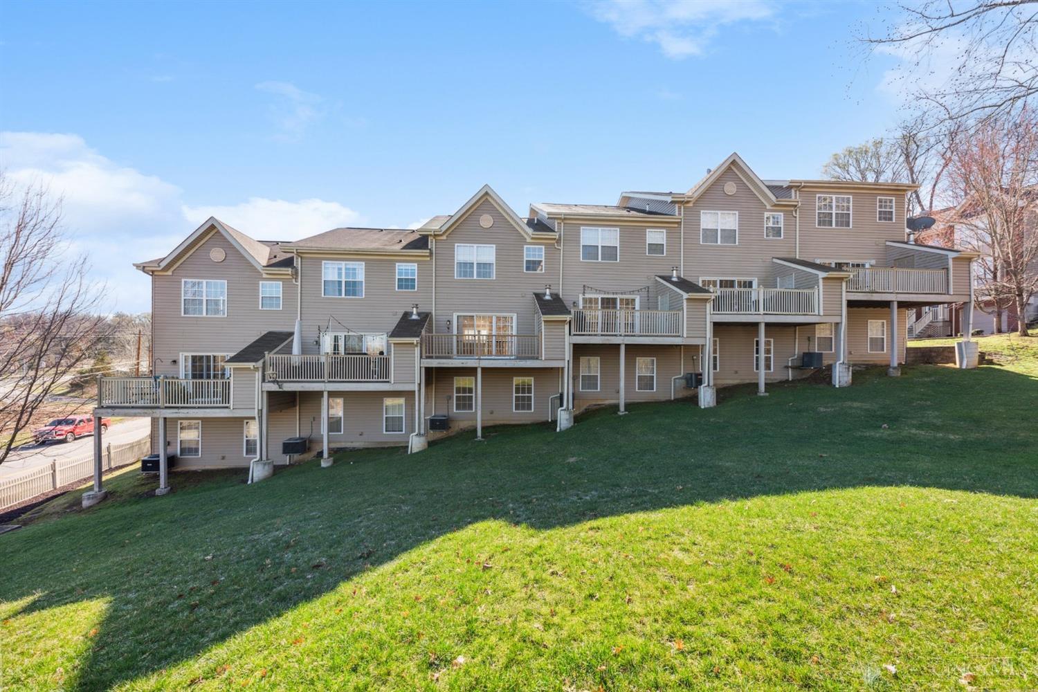 5307 Reserve Circle, Cincinnati, Ohio image 32