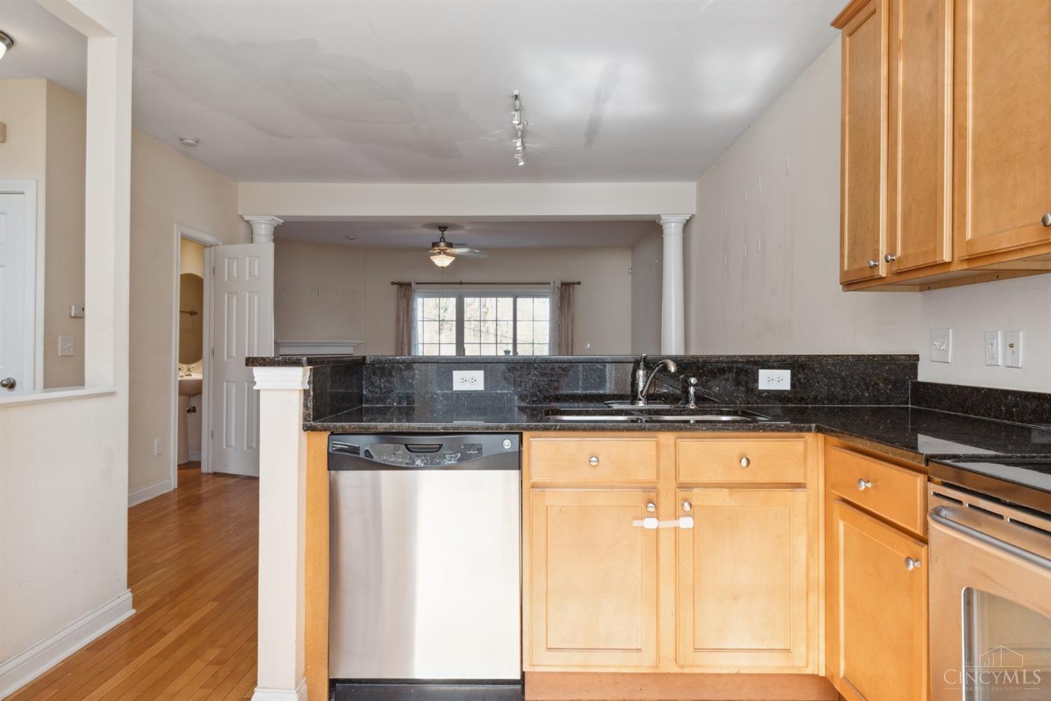 5307 Reserve Circle, Cincinnati, Ohio image 18