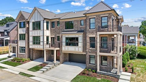 Photo of 2800 Erie Avenue #C, Cincinnati, OH 45208 (MLS # 1849809)