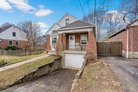 Photo of 6411 Girard Avenue, Cincinnati, OH 45213 (MLS # 1869915)