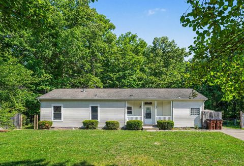 Photo of 4229 E Fork Hills Drive, Williamsburg Township, OH 45103 (MLS # 1881218)