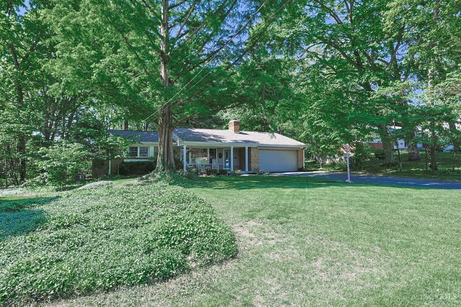 7401 N Timberlane Drive